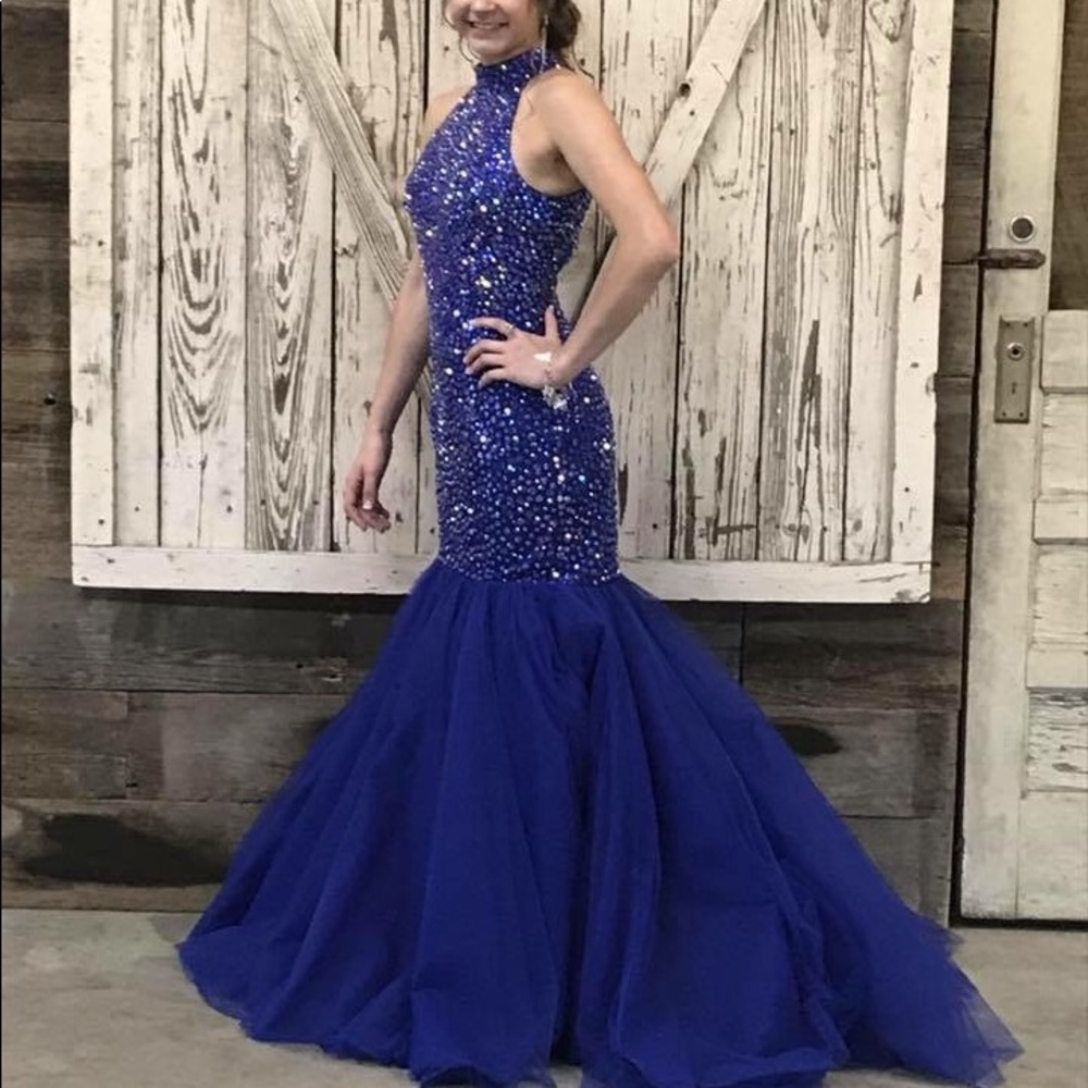 Sherri Hill prom dress